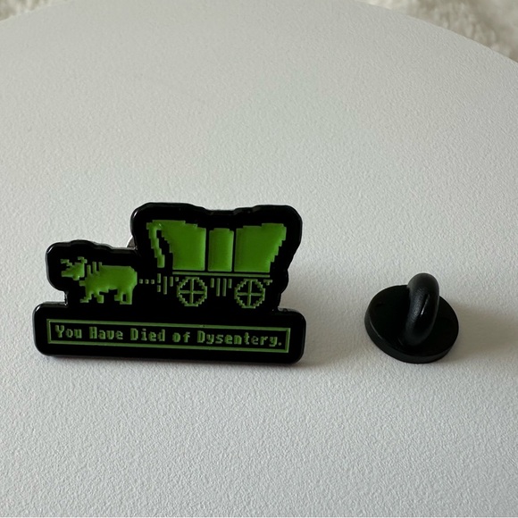 🐂“Died of Dysentery” Vintage OG Oregon Trail Enamel Pin - Picture 5 of 8